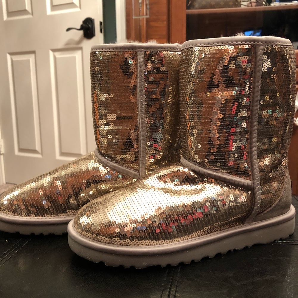 UGG classic short Sequin boot